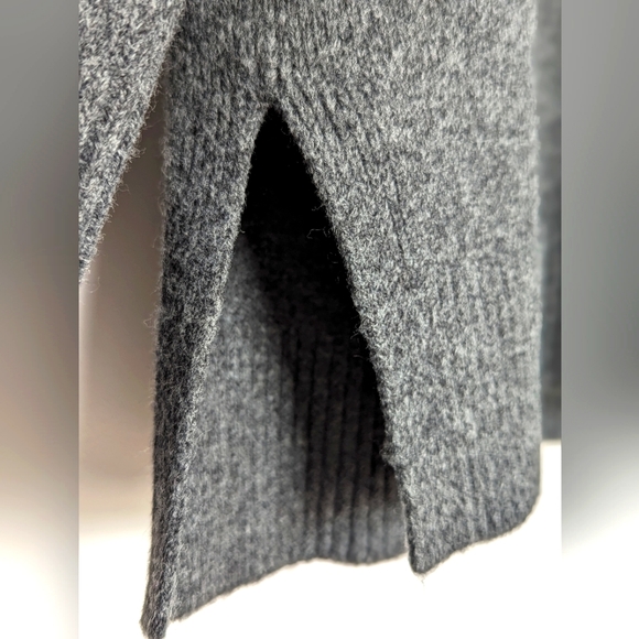 Super Soft Brushed Turtleneck Sweater - Picture 5 of 6